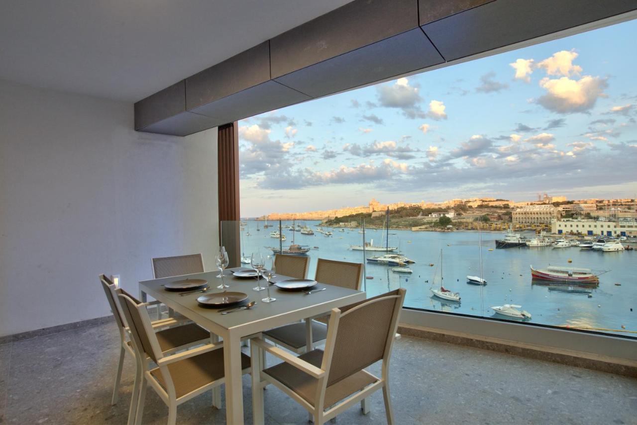 Sea Front Spacious Valletta Views Apartments Sliema Exteriér fotografie
