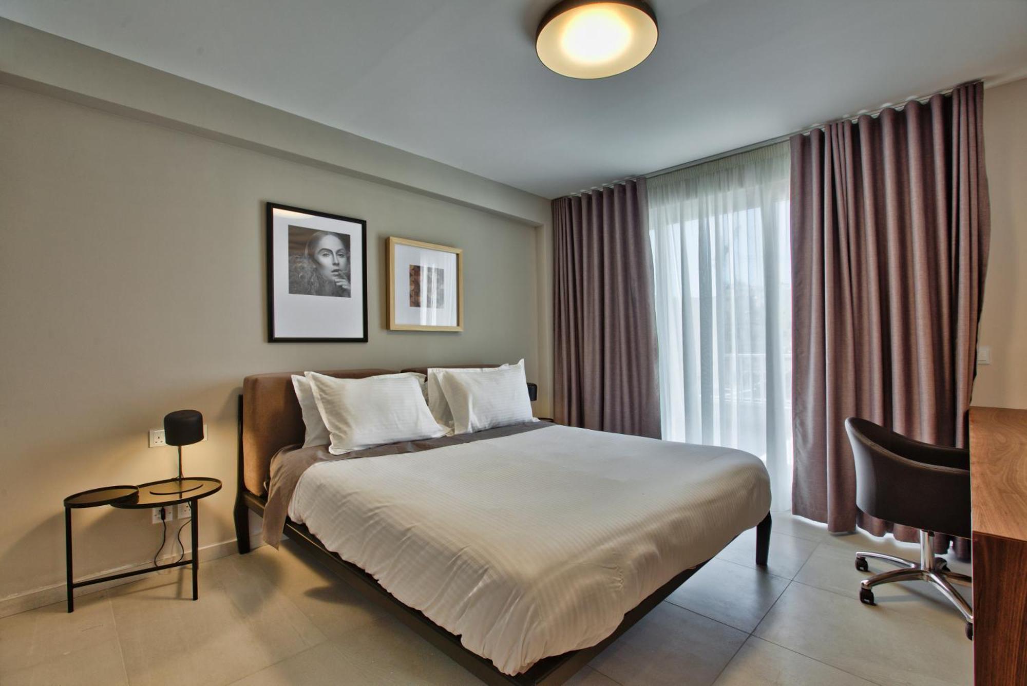 Sea Front Spacious Valletta Views Apartments Sliema Exteriér fotografie